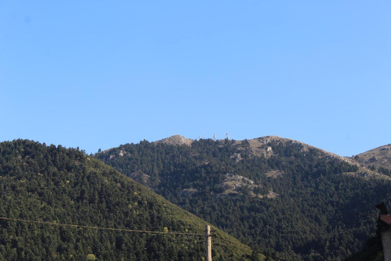 Family'S Houses Kalavryta Exterior photo